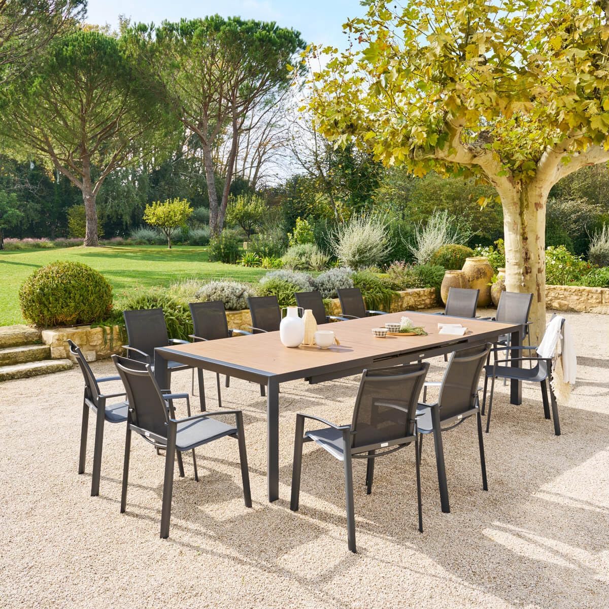 etevert - Evasion - grande table extensible 14 places - aluminium effet bois, rallonge, extérieur