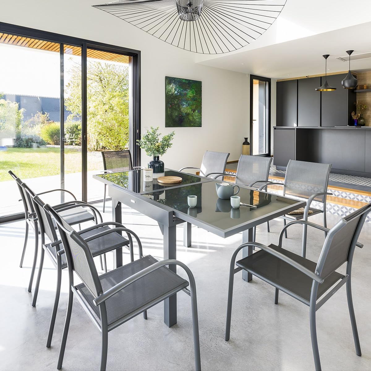 etevert - Table Piazza Gris Graphite extensible 8 places - Aluminium anti-rouille, verre trempé, rallonge coulissante.
