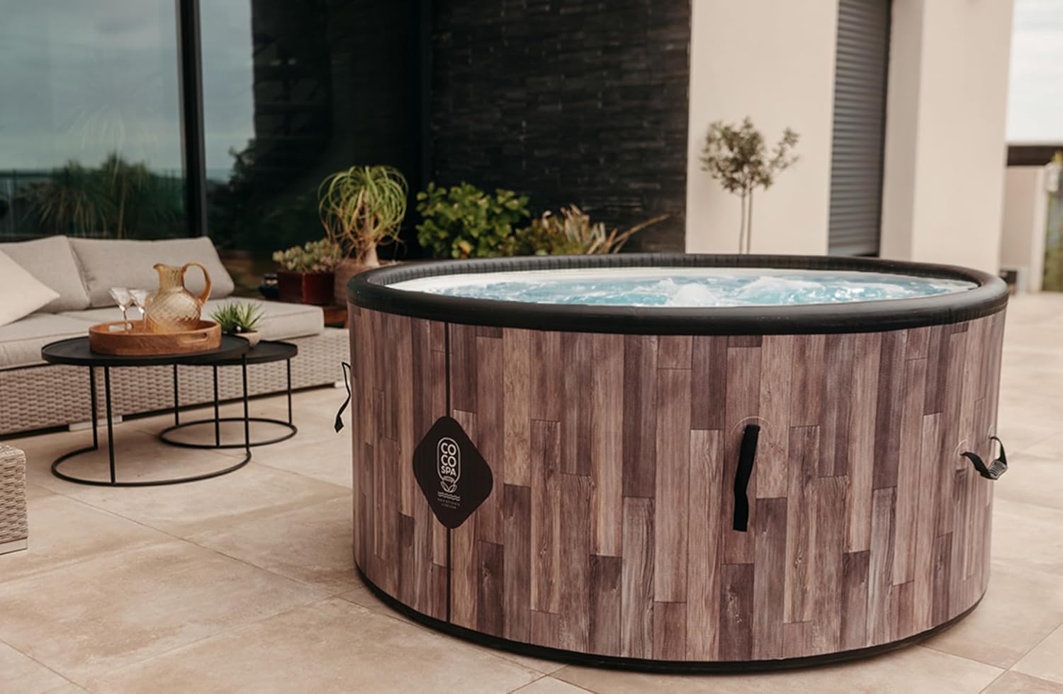 etevert Nordik Spa Gonflable - 150 cm de diamètre - 800 litres - Moteur 2240 W - 2 à 4 Personnes - Massage 140 Jets